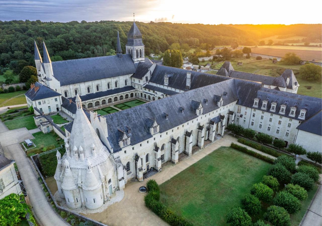 Les Logis Du Forgeron, Gites De Groupe Entre Loire & Vignes Saint-Jean-des-Mauvrets 외부 사진
