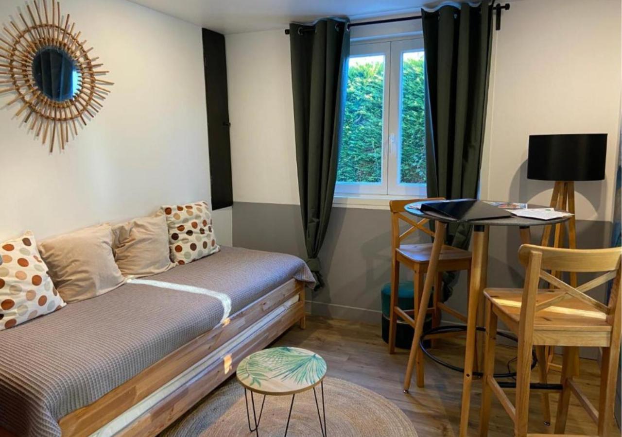 Les Logis Du Forgeron, Gites De Groupe Entre Loire & Vignes Saint-Jean-des-Mauvrets 외부 사진